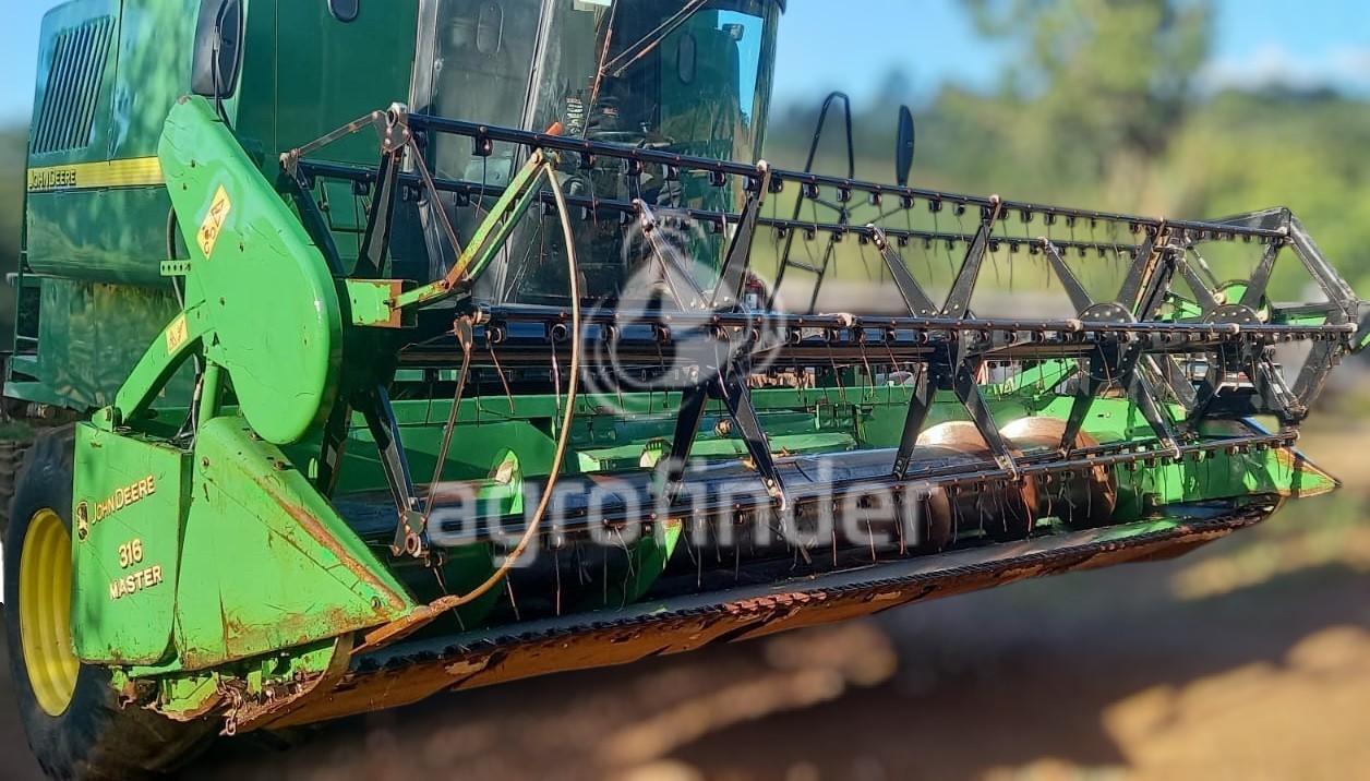 Colheitadeira John Deere 1175 Usada 4x4 | Agrofinder